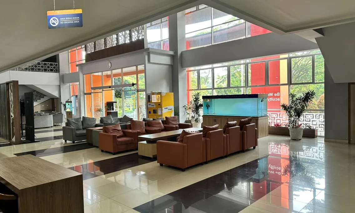 Lobby Utama 24 Jam
