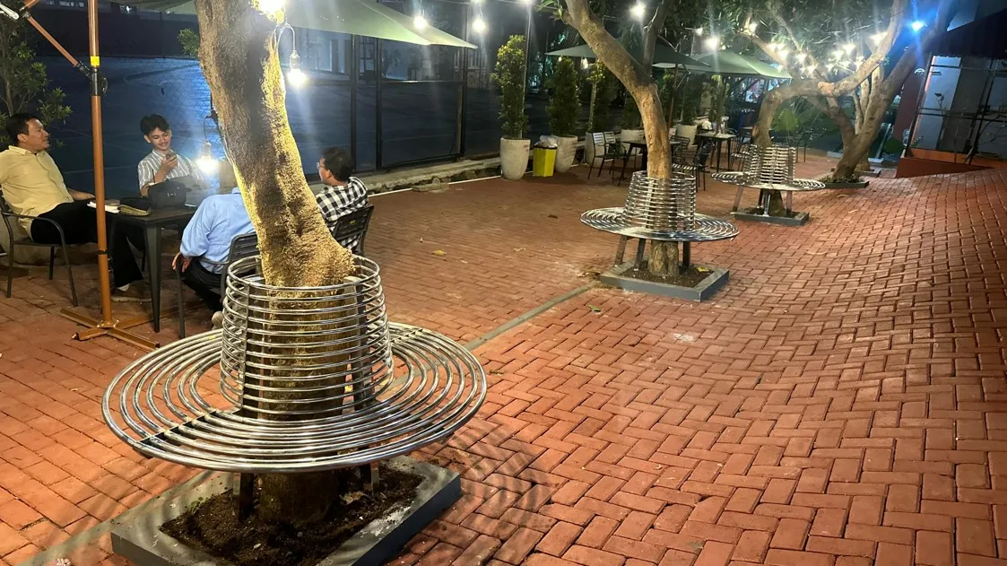 Frankfurt Inspiring Chair